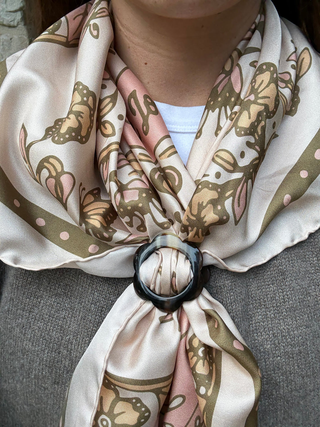 *NEW* Flower Power Horn Scarf Slide